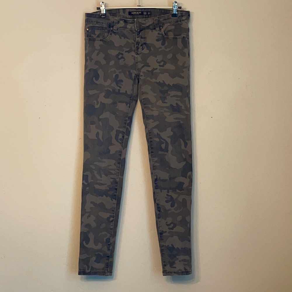 Size 5 Denim camouflage pants
